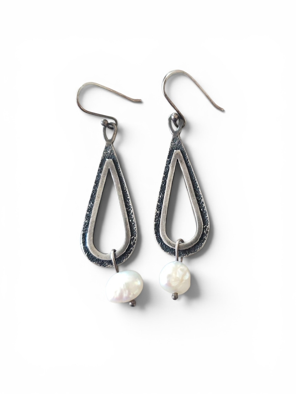 Silpada W1388 Sterling Silver Pearl Teardrop Earrings Retired Dangle 925